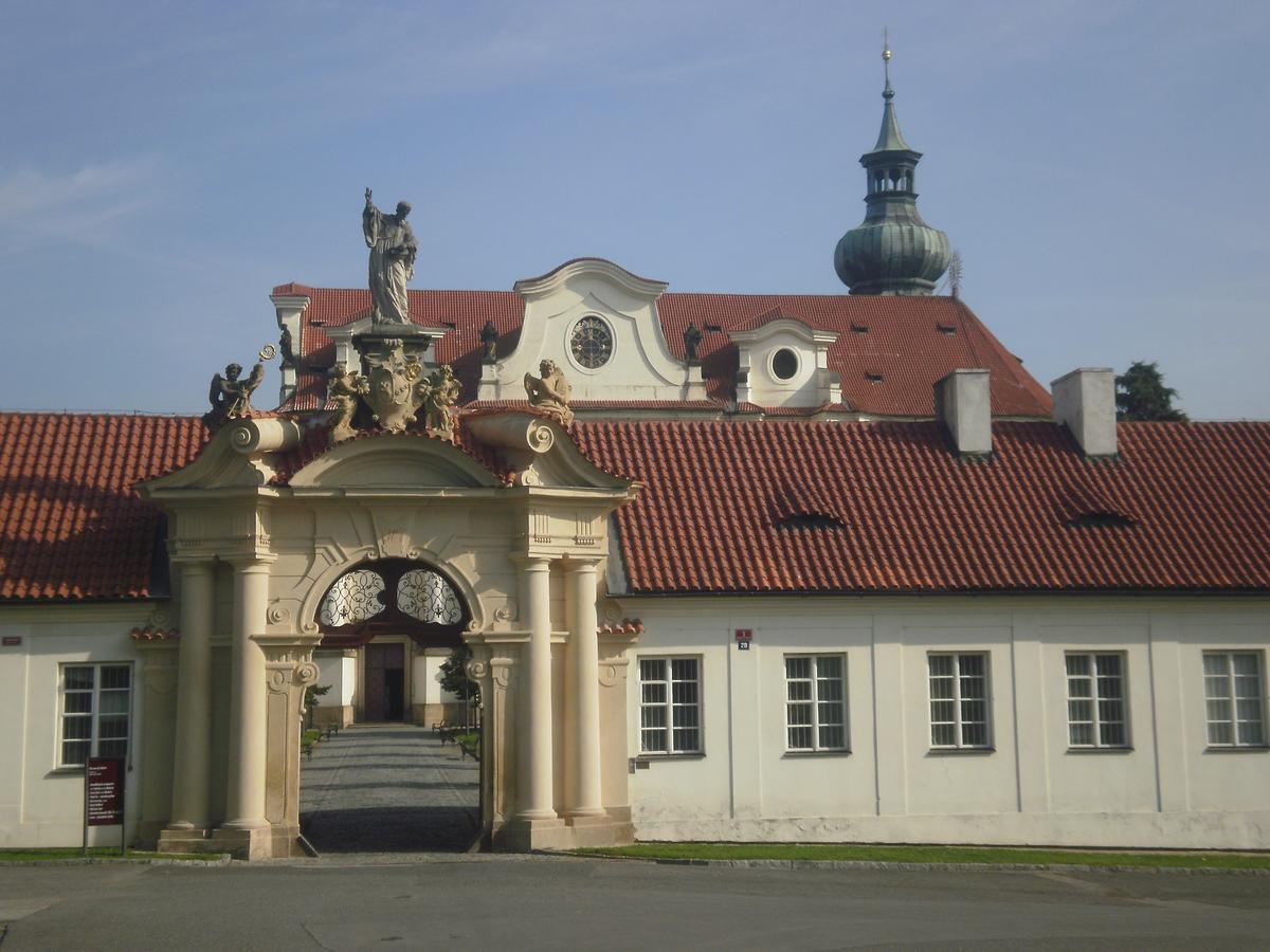 Apartricanova Прага Экстерьер фото